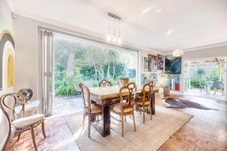 6 Bedroom Property for Sale in Northcliff Western Cape